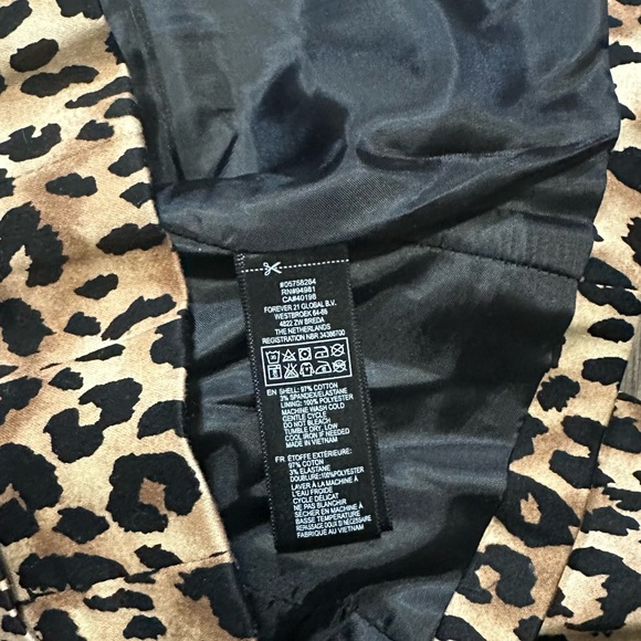 NWT Leopard Print Blazer by XXI - Picture 4 of 4